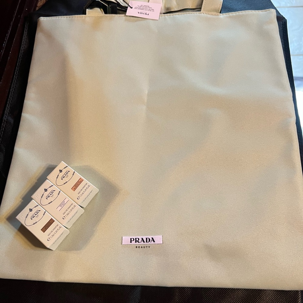 💫 Prada Tote Set - Picture 5 of 5